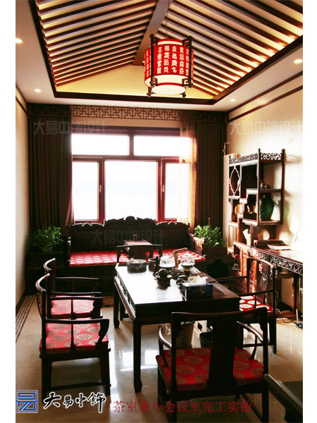 北京順義工業(yè)園區(qū)藥業(yè)集團(tuán)中式辦公空間中式裝修設(shè)計元素