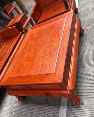 大果紫檀是紅木嗎？怎么辨別真假？